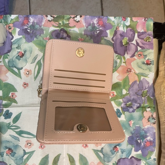 Decorative Wallet - Picture 3 of 5